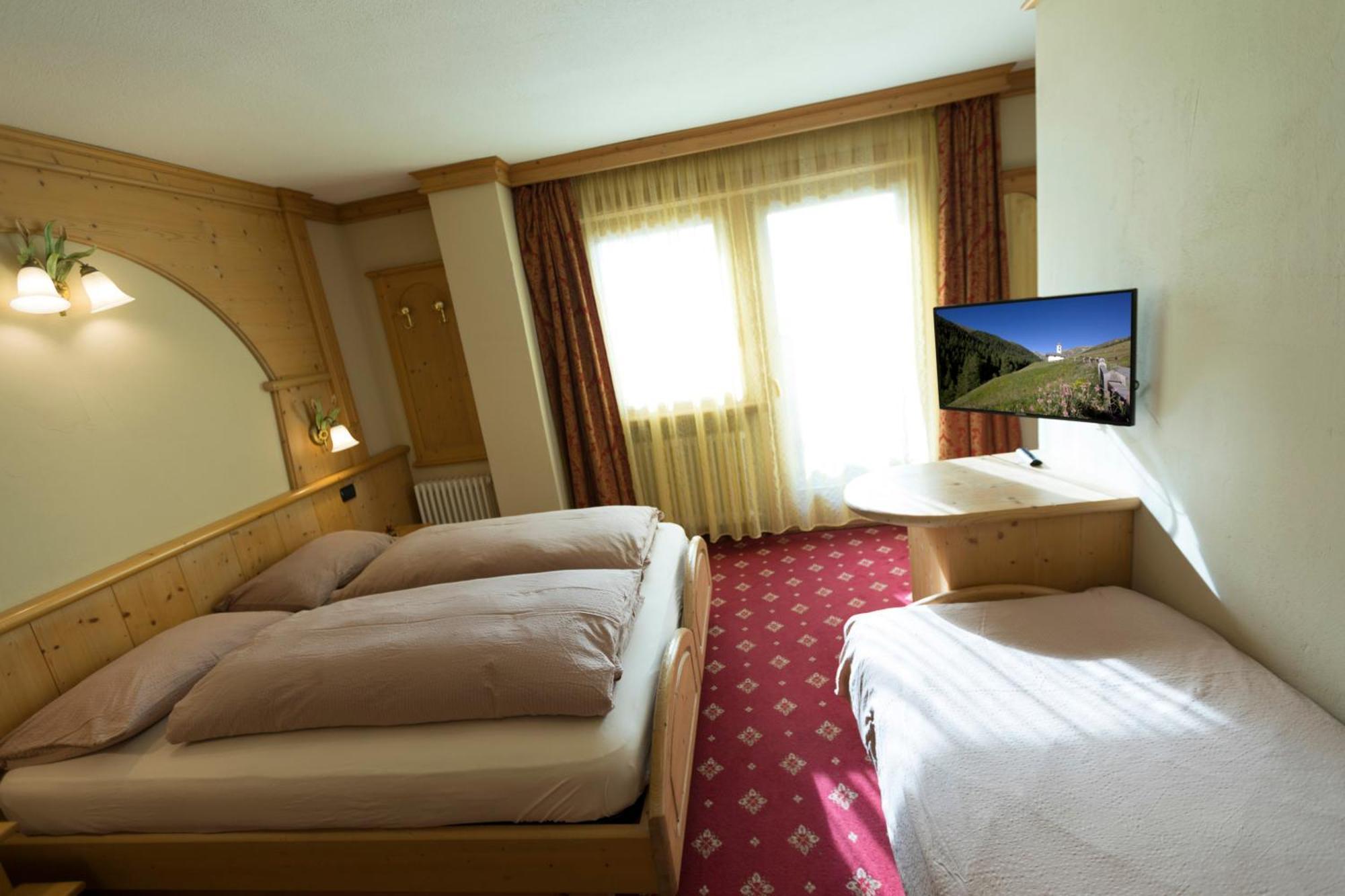 Hotel Champagne Livigno Exterior foto